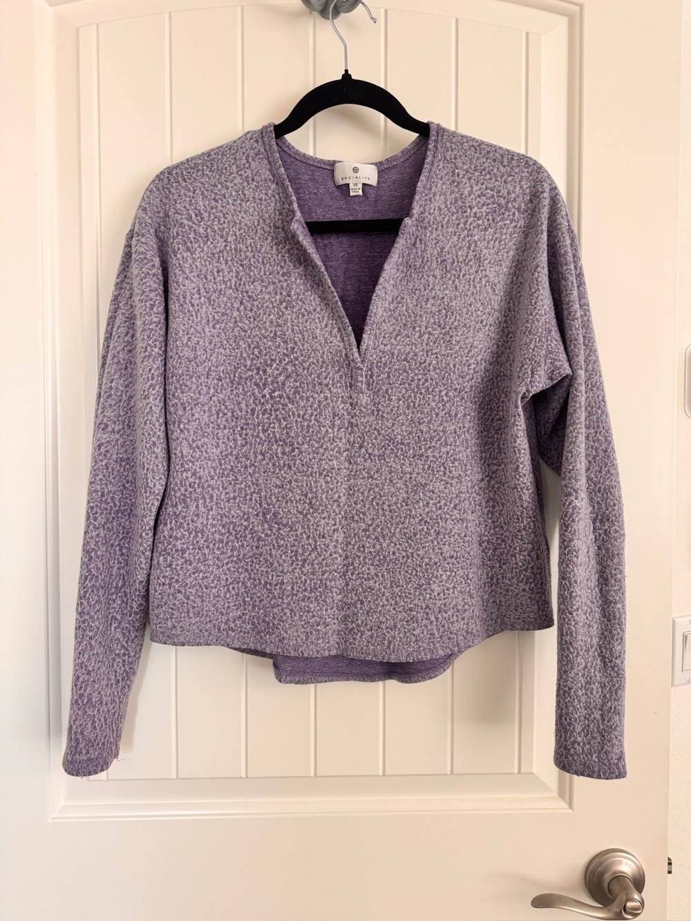 Socialite Lavender Textured Scoop-Neck Pullover Sweater size XS oversized